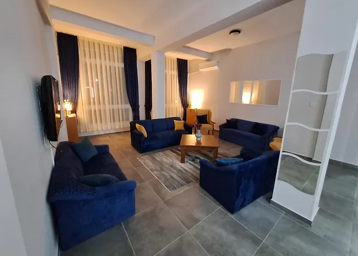 Haydarpasa Ticaret Lisesi Turizm Uygulama 酒店 尼科西亚