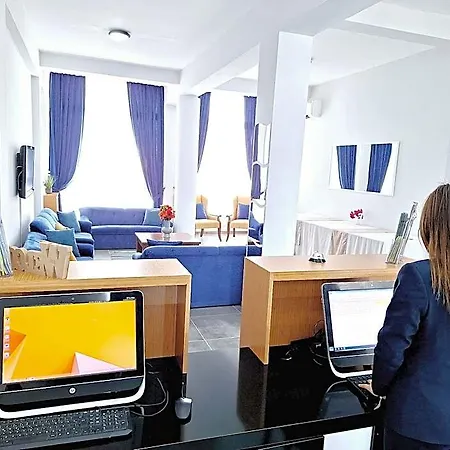 Haydarpasa Ticaret Lisesi Turizm Uygulama 酒店 尼科西亚