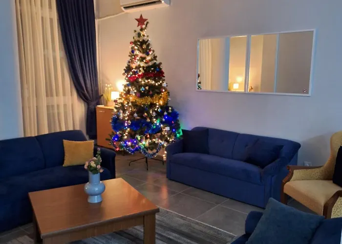 Haydarpasa Ticaret Lisesi Turizm Uygulama Отель Никосия